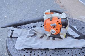 lot 391 image: Quality Working STIHL Model SH86C Leaf Blower  Shredder Vac with Bag