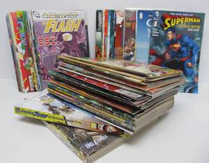 lot 242 image: Lot of Assorted Comic Books &amp Comic Magazines - Mostly Superhero