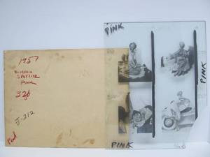 lot 248 image: Larger Original Vintage 1950s Pre-Production Glass Panel - GIL ELVGREN Pinup Girls - #2