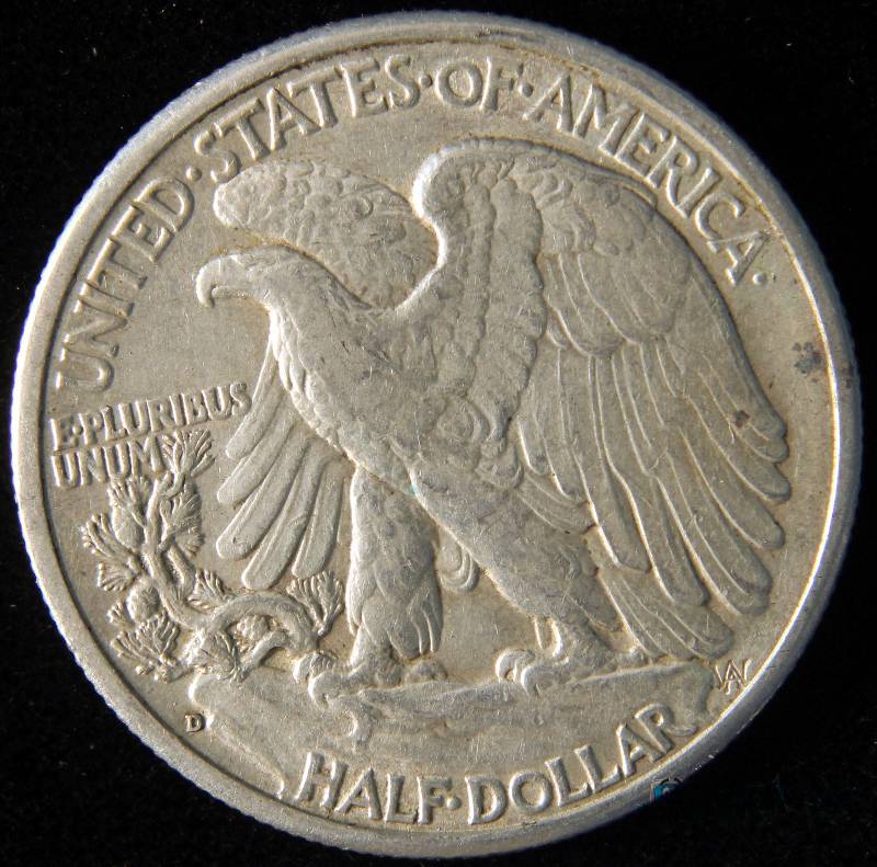 1943 D WALKING LIBERTY HALF DOLLAR EXTRA FINE