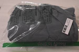 lot 73 image: WEN 56413 Universal Weatherproof Extra Large Generator Cover