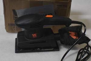 lot 97 image: WEN 6313 Electric 13 Sheet Sander
