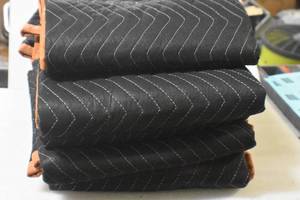 lot 99 image: Moving Blankets