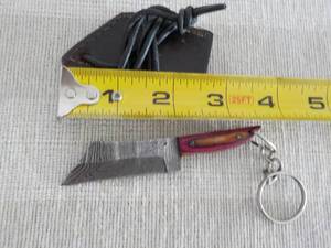 lot 2 image: MHS Cutlery Hand Crafted Damascus S...