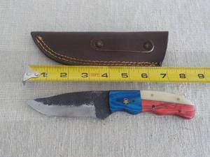 lot 18 image: MHS Cutlery Hand Crafted Damascus S...