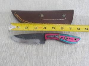 lot 22 image: MHS Cutlery Hand Crafted Damascus S...