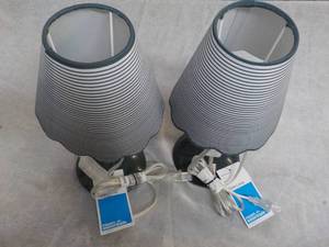 lot 38 image: 2 Room Essentials Table Lamps 12 H...