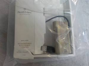 lot 67 image: Hearth and Home Rechargeable Electr...