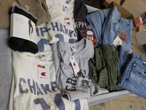 lot 90 image: New Overstock Womens Clothing size...