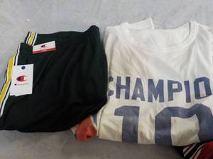 lot 97 image: Size XXL Shorts and T-shirt...