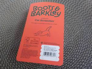 lot 129 image: Boots and Barkley Cat Scratcher- ca...