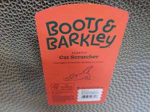 lot 130 image: Boots and Barkley Cat Scratcher- ca...