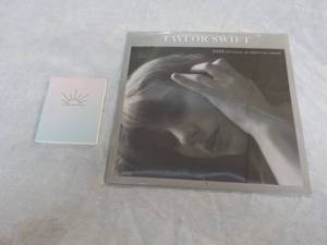 lot 176 image: Taylor Shift 2026 Calendar and Note...