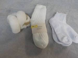 lot 179 image: Earmuffs, Sweater Socks and Cotton ...
