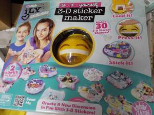 lot 259 image: 3D Sticker Maker...