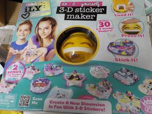 lot 260 image: 3D Sticker Maker...