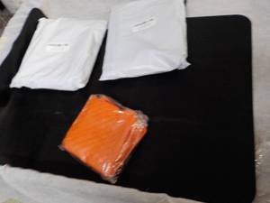 lot 285 image: 4 Silicone Stove and Sink Mats...