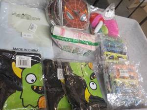 lot 304 image: Party Supplies...