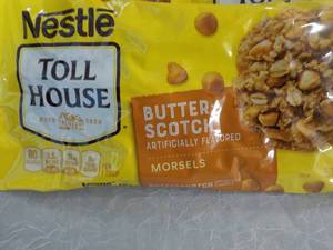 lot 324 image: 5 Bags 11 oz Toll House Butterscotc...