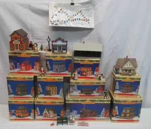 Lot of Vintage Collection of Enesco Pine Hallow Christmas Village Buildings and accessories