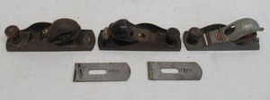Lot of Vintage Carpentry Hand Block Planes &amp Extra Blades.&nbsp Made in USA. Stanley  &amp Handyman