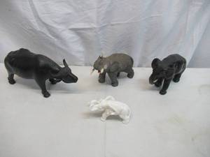 Lot of 4 Vintage Elephant Figurines and Water Buffalo. Home Decor