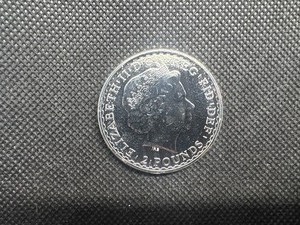 lot 47 image: 2015 BU Silver 2 Pound British Coin - 1 Oz. of Silver