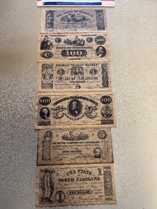 lot 94 image: Reproduction Confederate Currency Set