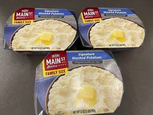 lot 170 image: Resers Main St Bistro Signature Mashed Potatoes - Family Size 32 oz (Lot of 3)