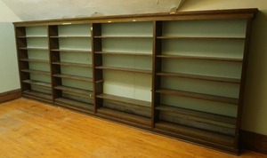 lot 21 image: HUGE WOODEN BOOKSHELF