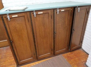 lot 59 image: 2 BIG CABINETS