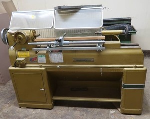 lot 10 image: POWERMATIC WOOD LATHE