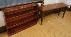 lot 112 image: SOLID WOOD TABLE AND SHELF