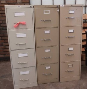 lot 120 image: 3 - 4 DRAWER FILING CABINETS