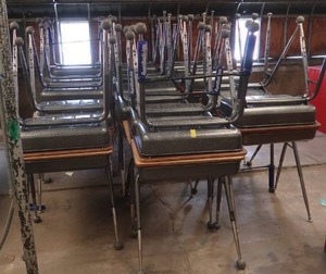 lot 127 image: 30 SCHOOL DESKS