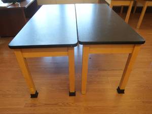 lot 142 image: 2 WOODEN TABLES  DESK