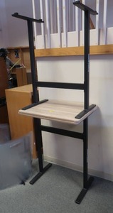 lot 172 image: 2 TABLES