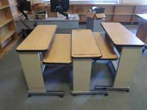 lot 174 image: 3 ROLLING TABLES