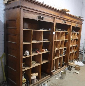lot 248 image: GORGEOUS, HUGE ANTIQUE DEEP SHELF