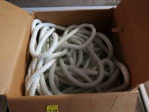 lot 278 image: BOX OF ROPE