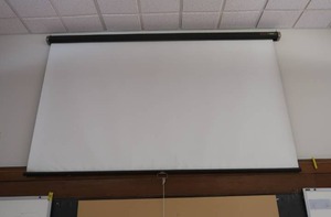 lot 307 image: ROLL UP PROJECTOR SCREEN AND PROJECTOR