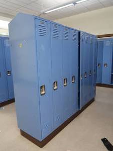 lot 327 image: BLUE LOCKERS