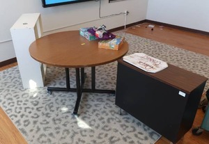 lot 361 image: 4FT ROUND TABLE WITH 2 WOODEN SHELVES