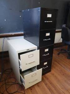 lot 450 image: 2 FILING CABINETS