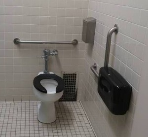 lot 464 image: TOILET AND TOILET PAPER DISPENSER