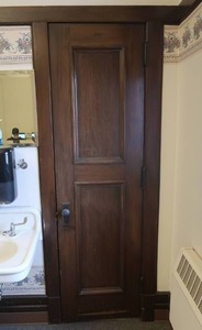 lot 489 image: WOODEN DOOR & HARDWARE