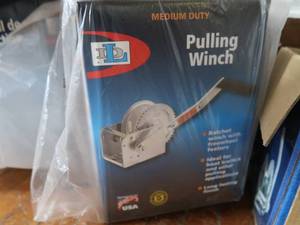 lot 508 image: 3 PULLING WINCH CABLE CRANKS