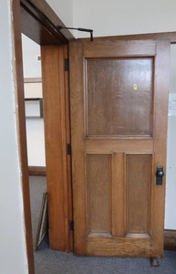lot 527 image: ANTIQUE WOODEN DOOR