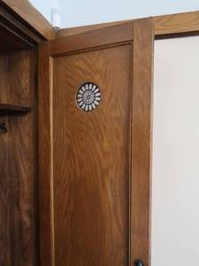 lot 532 image: 2 WOODEN DOORS