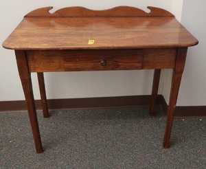 lot 546 image: VINTAGE WOODEN DESK WITH NICE BLACK CHAIR